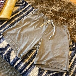 Super soft Vuori Gray Men's Shorts - Size Medium - Excellent condition